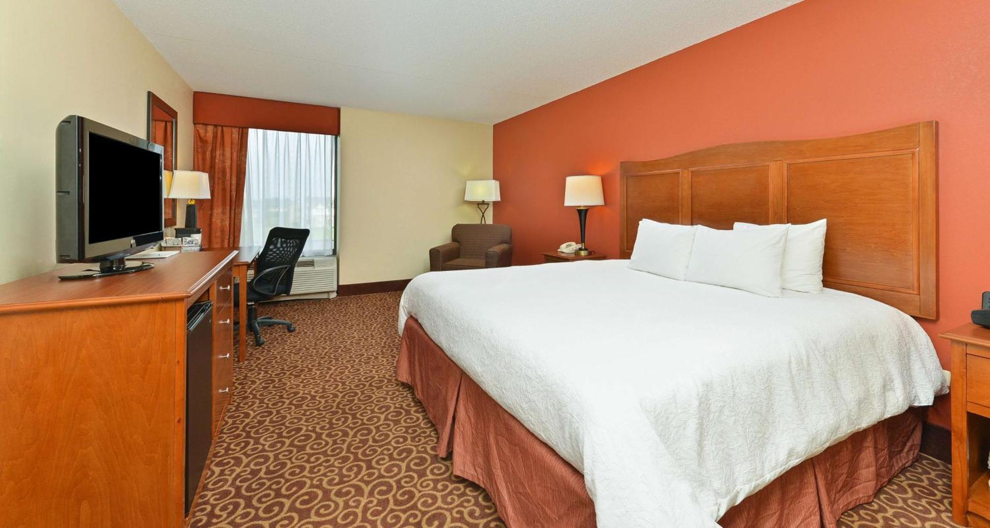 Hampton Chicago-carol Stream 3*